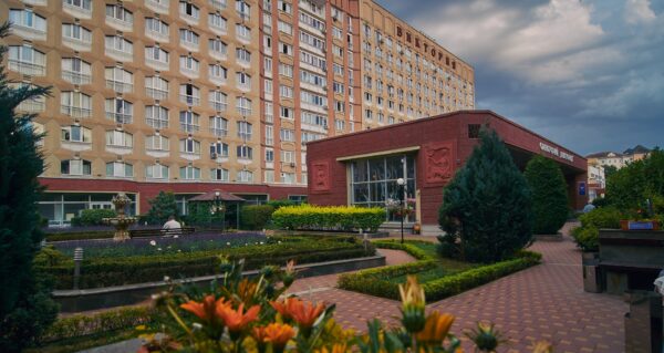 Санаторий «Виктория» — кисловодский филиал акционерного общества «Центральный совет по туризму и отдыху» (холдинг)